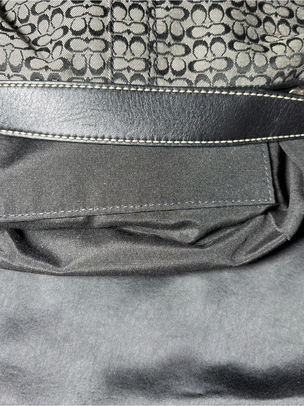 SOLD Coach Classic C Jacquard Shoulder Bag - Picture 6 of 7